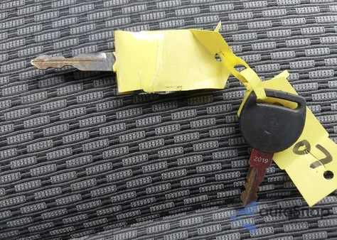 2015 Ford F-250 Xl из США, поврежденный, VIN 1FDBF2A60FEA98007